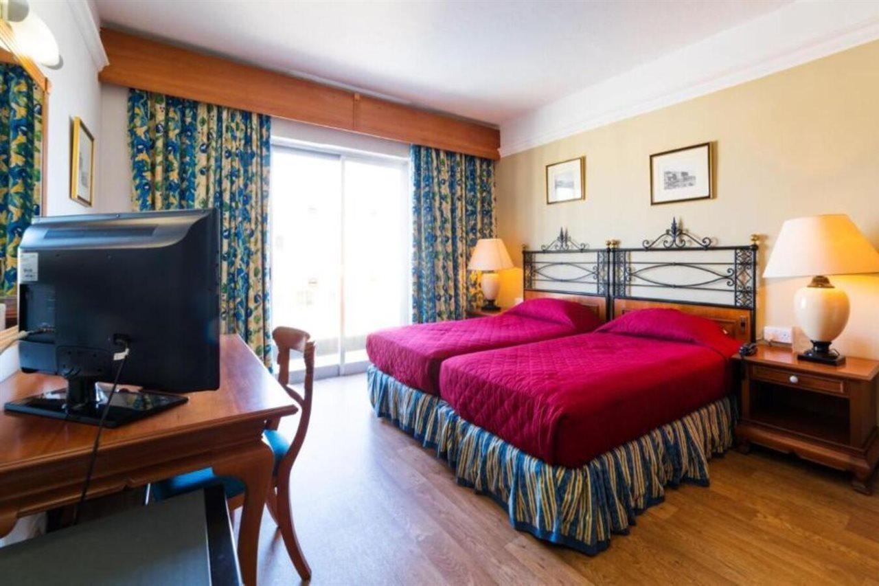 Topaz Hotel St. Paul's Bay Ngoại thất bức ảnh